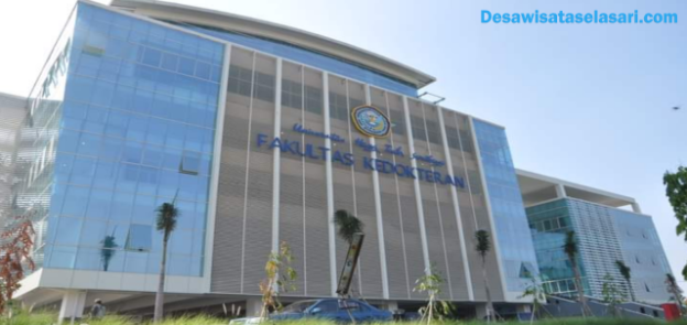 Daftar 7 Fakultas Kedokteran Terbaik di Surabaya